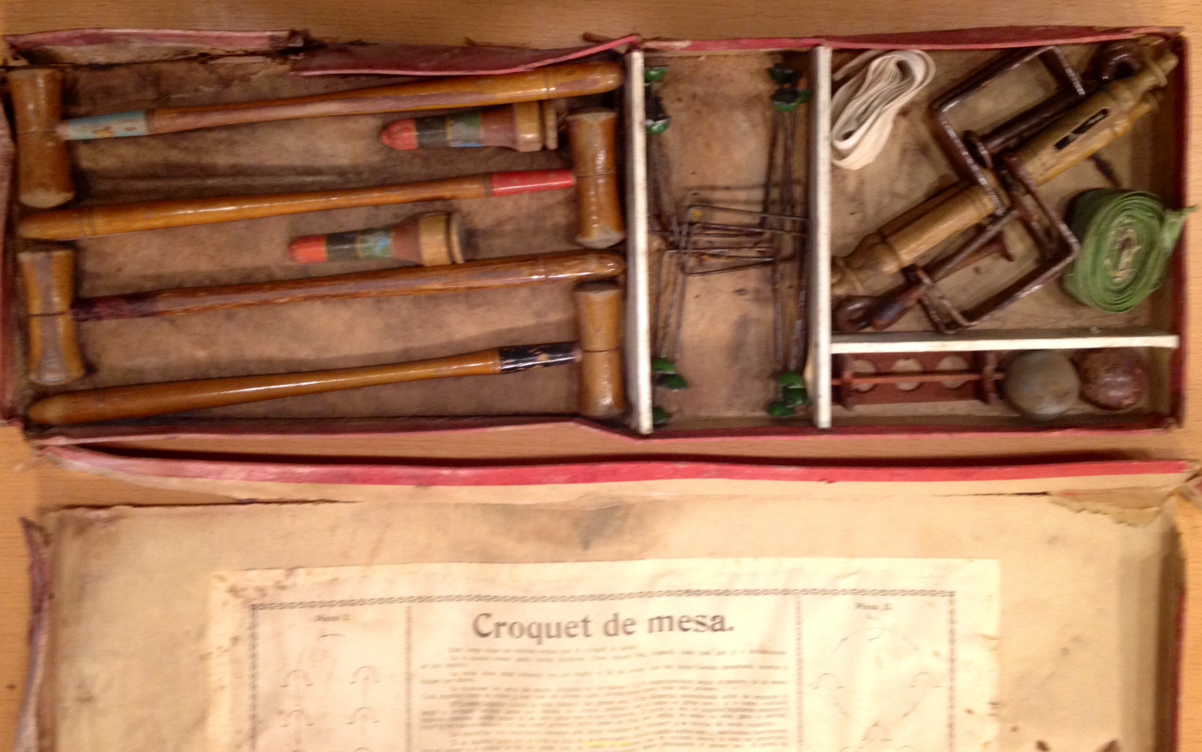 Fantastico juego antiguo de CROQUET DE MESA marca J.W.S&S Bavaria