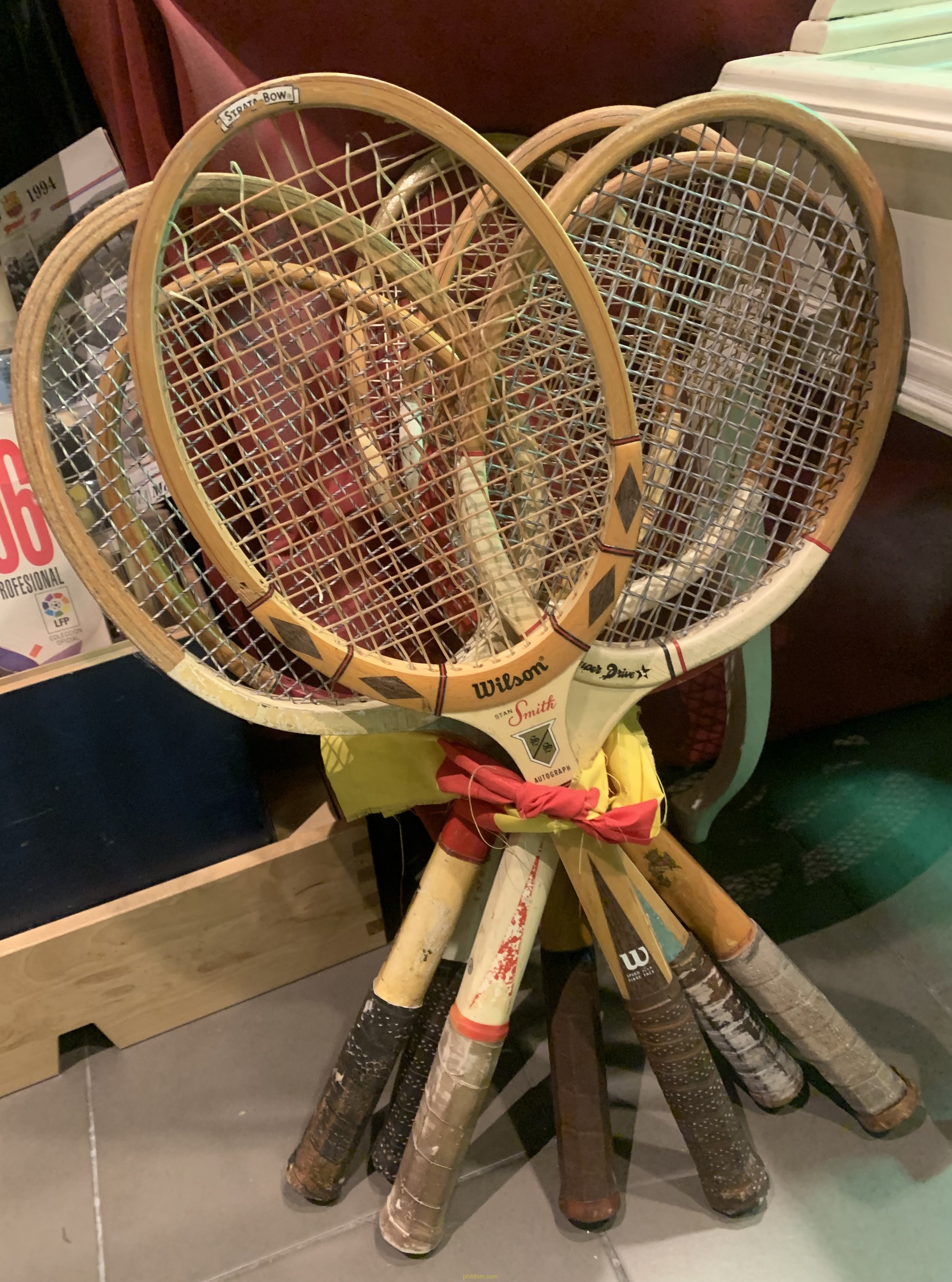 LOTE 7 RAQUETAS DE TENIS ANTIGUAS MAS DOS TENSORES Y FUNDA PIEL