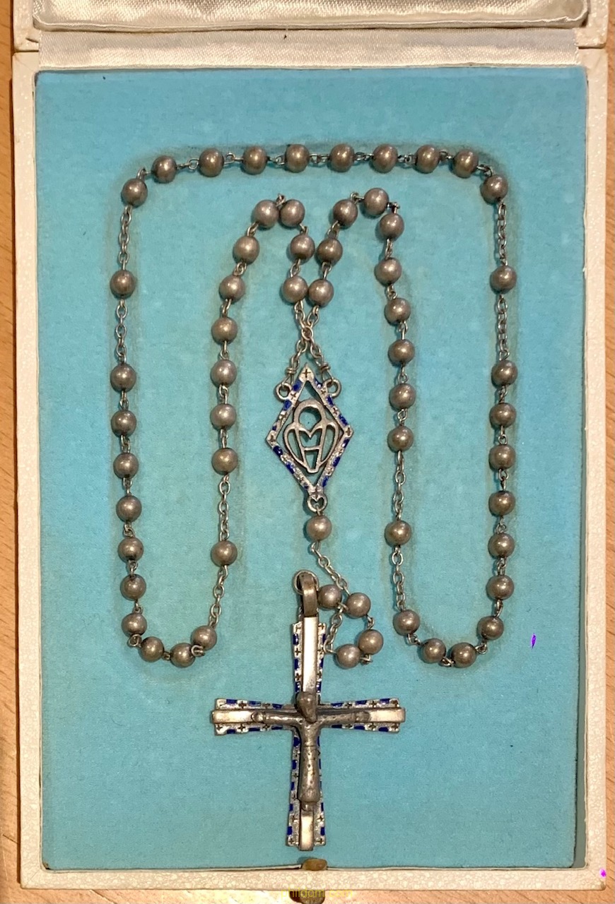 Rosario de plata años 60 con estuche