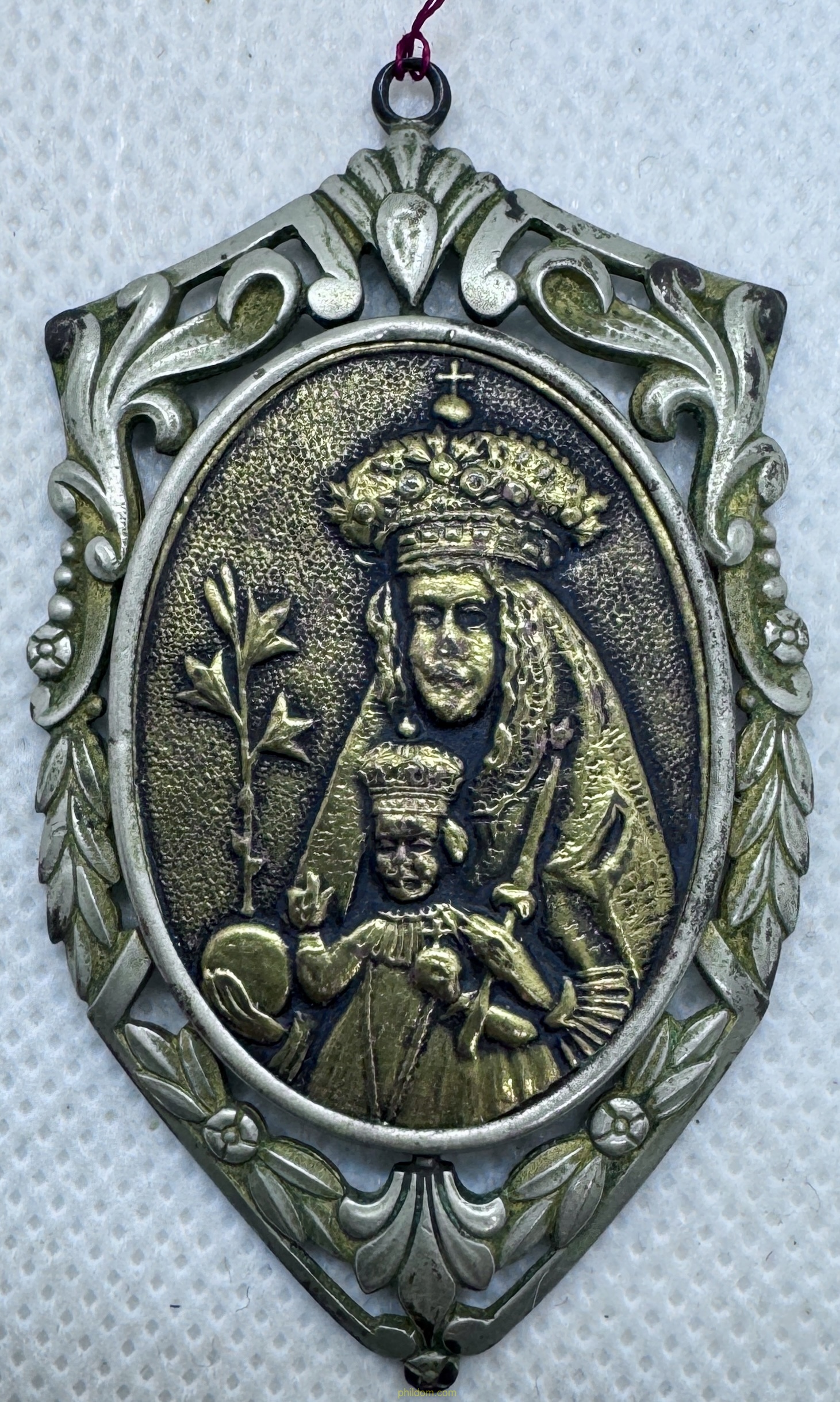 MEDALLA MONTSERRAT POSTMODERNISTA LATON RR
