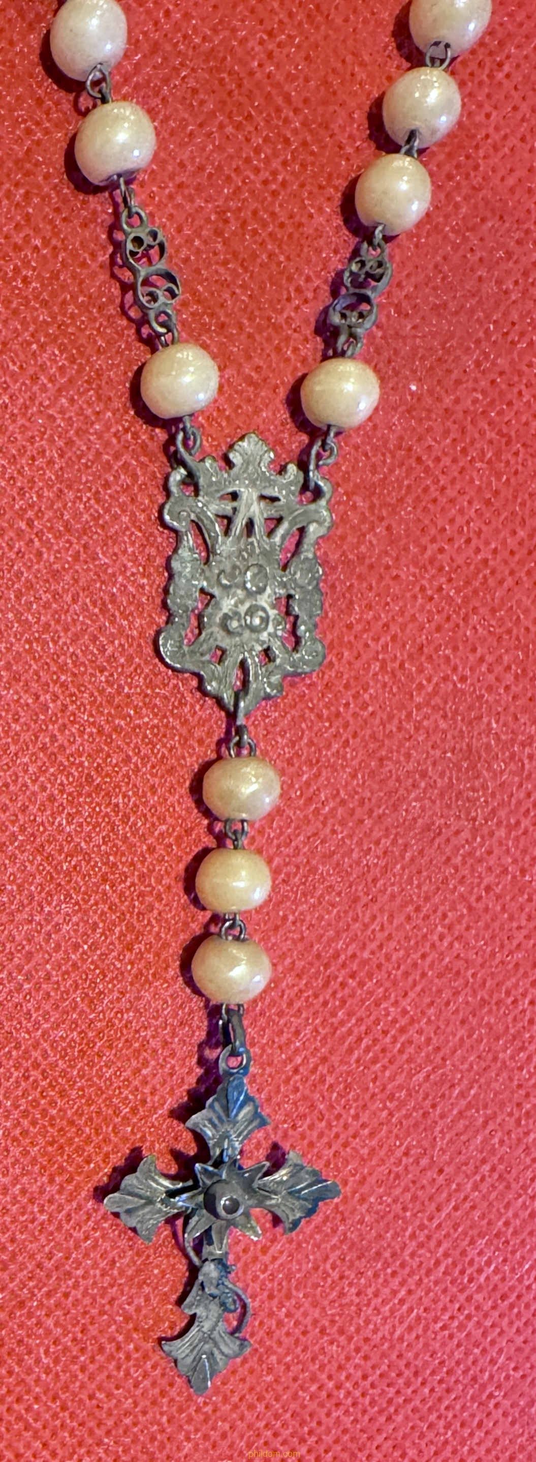 ANTIGUO ROSARIO DE PERLAS 42 cm