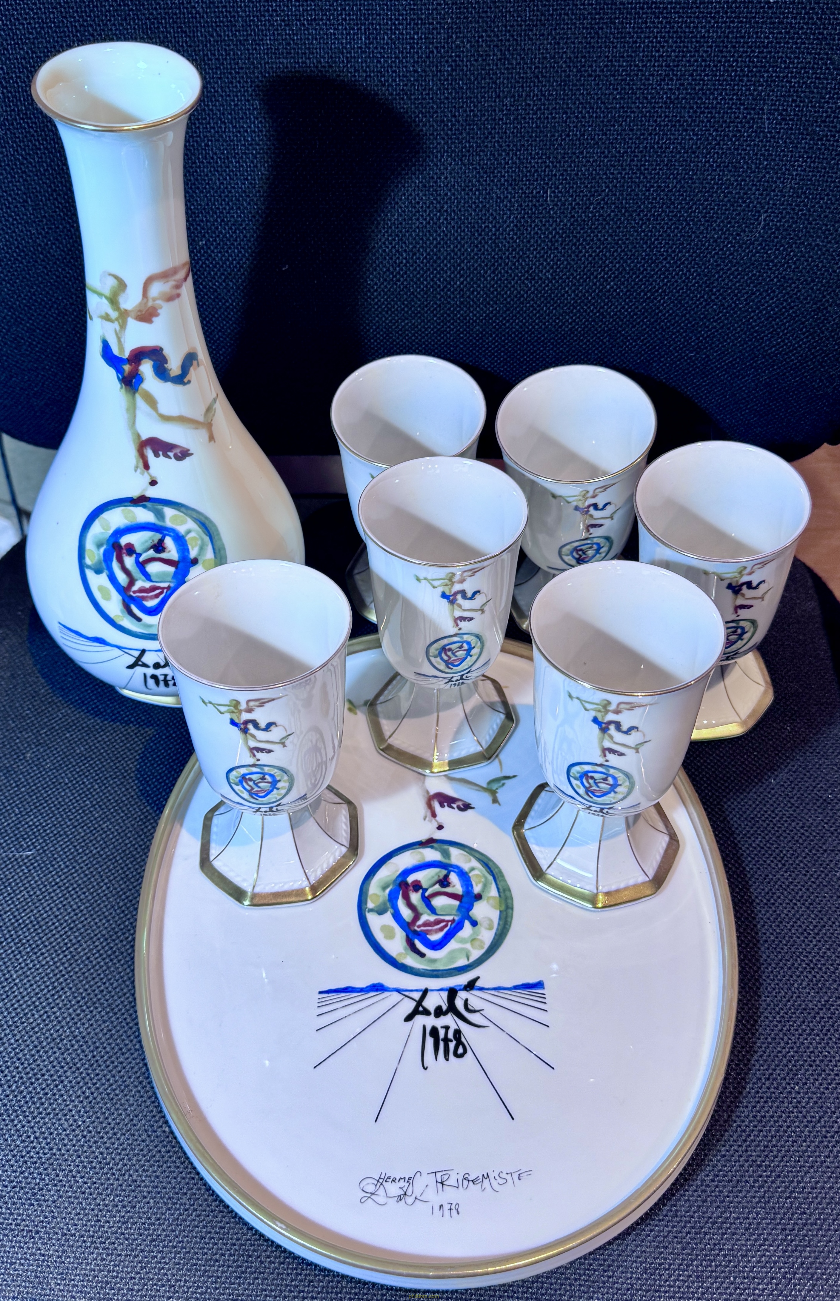 SALVADOR DALÍ SERVICIO DE VINO 6 COPAS - JARRA - BANDEJA DALI - 1980 - HERMES TRIGEMISTE
