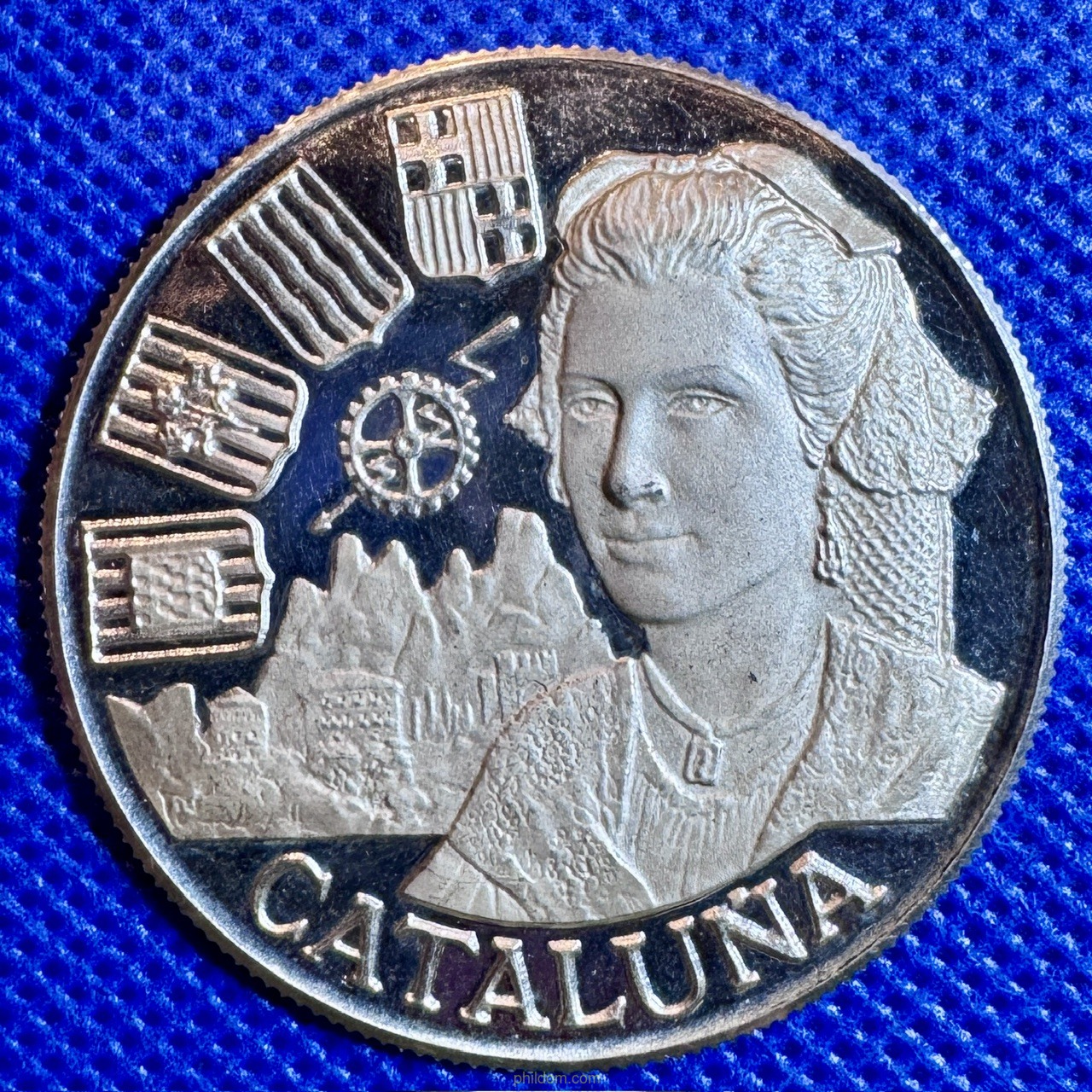 MEDALLA COMUNIDAD AUTONOMA DE CATALUÑA. Montserrat, industria